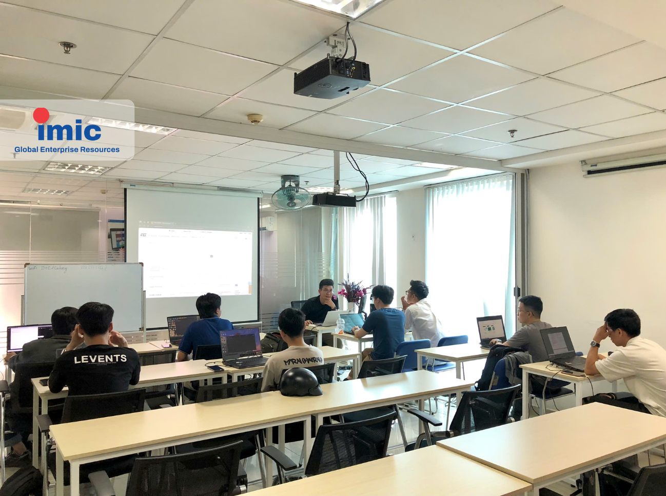 Khai giảng khoá Lập trình Microcontroller Embedded System Firmware